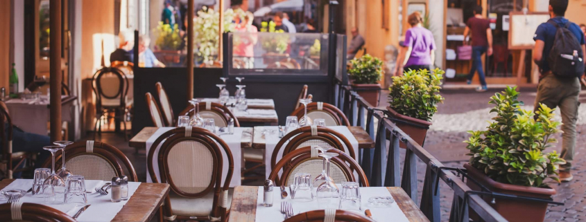 The Pros and Cons of 9 Restaurant Location Types