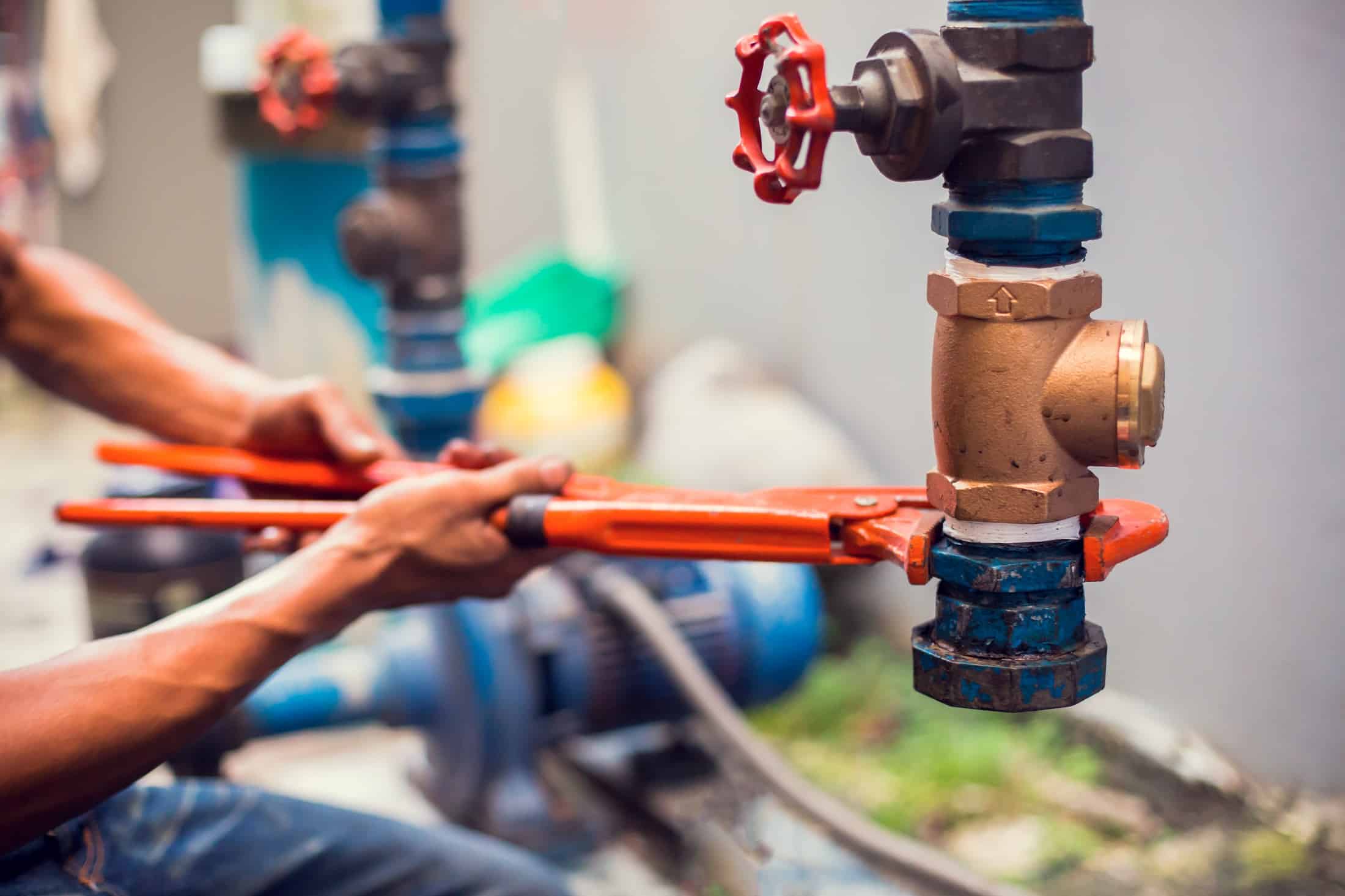 How Plumbers Can Optimize Cash Flow